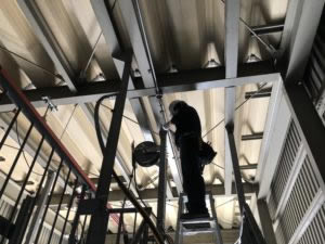 倉庫 電気工事 施工事例 水銀灯.COM